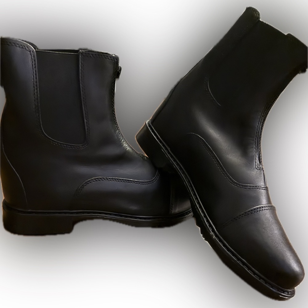 TuffRider Perfect Front Zip Paddock Boot | equestrian- woman’s size 8. Brand new